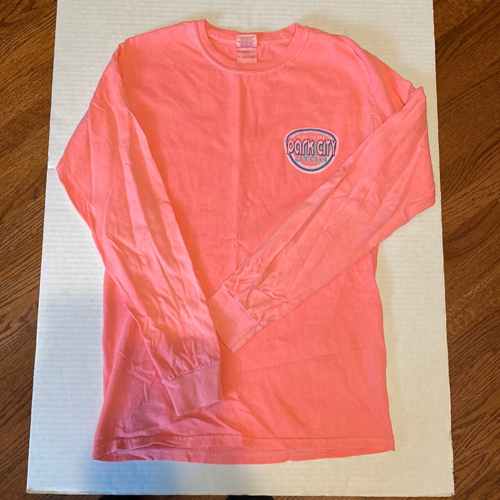 Park City, Utah Long Sleeved T-Shirt - Like New!